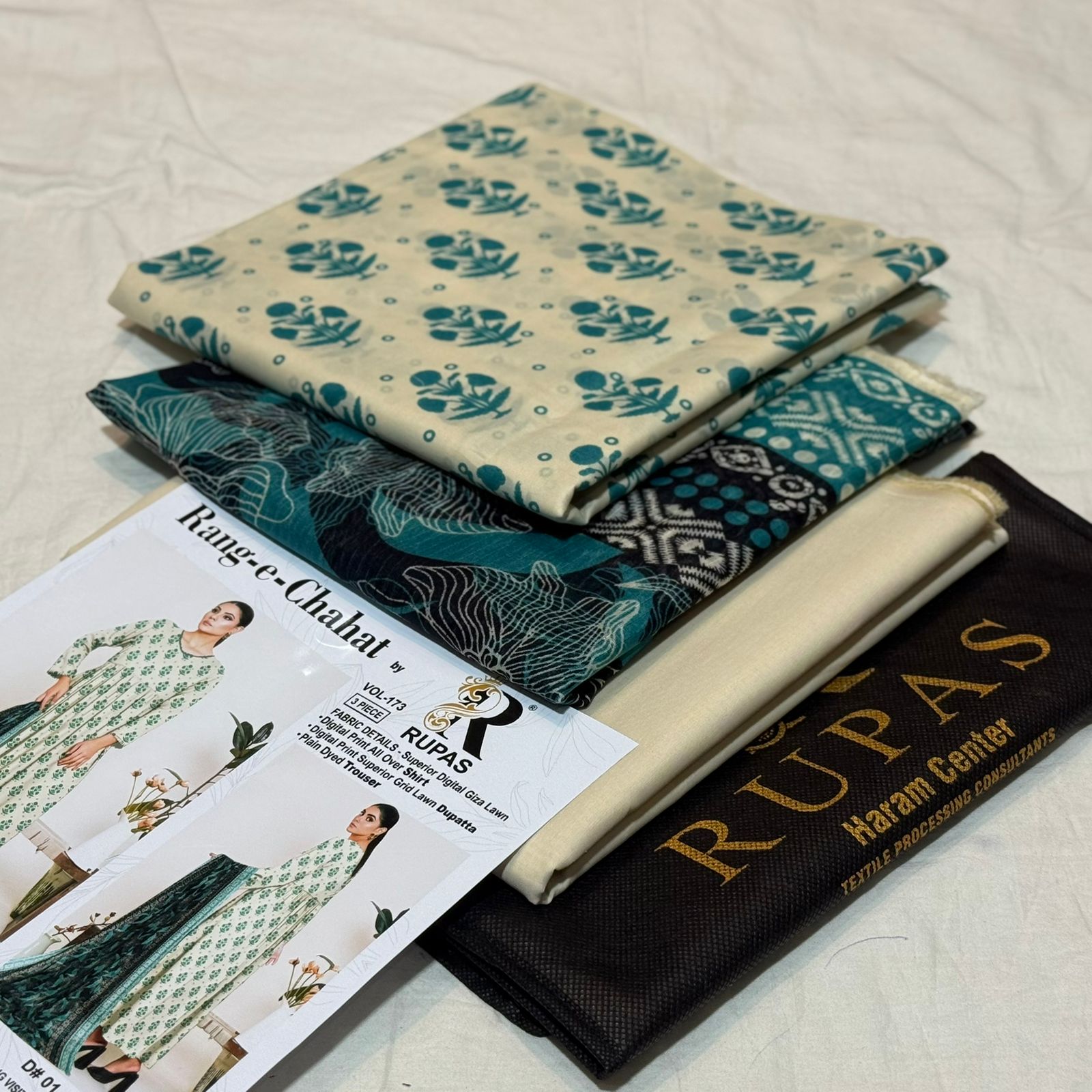 RUPAS Bana Dora Lawn 3Piece D-008