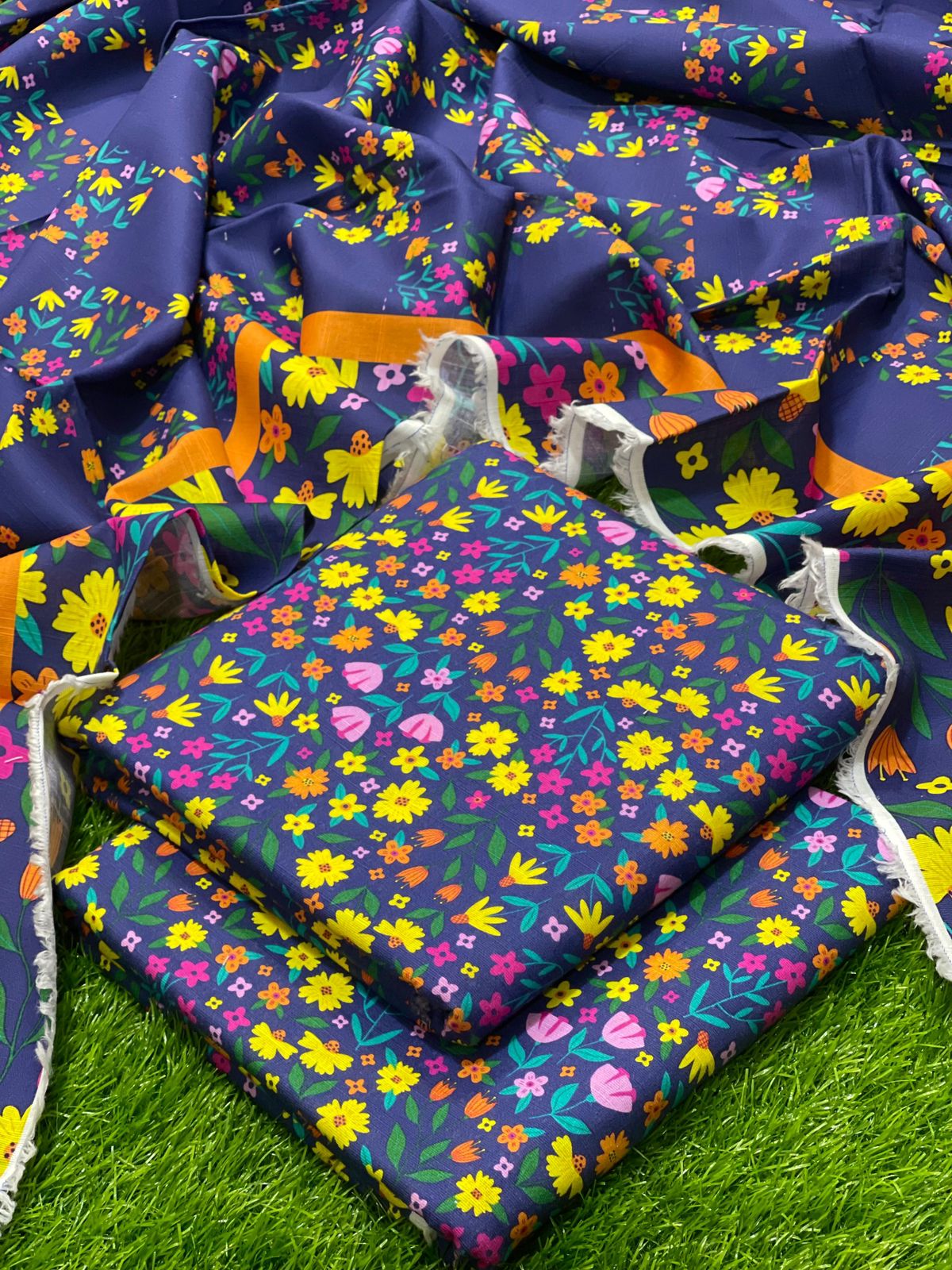 Elegance Khaddar 3Piece D-004