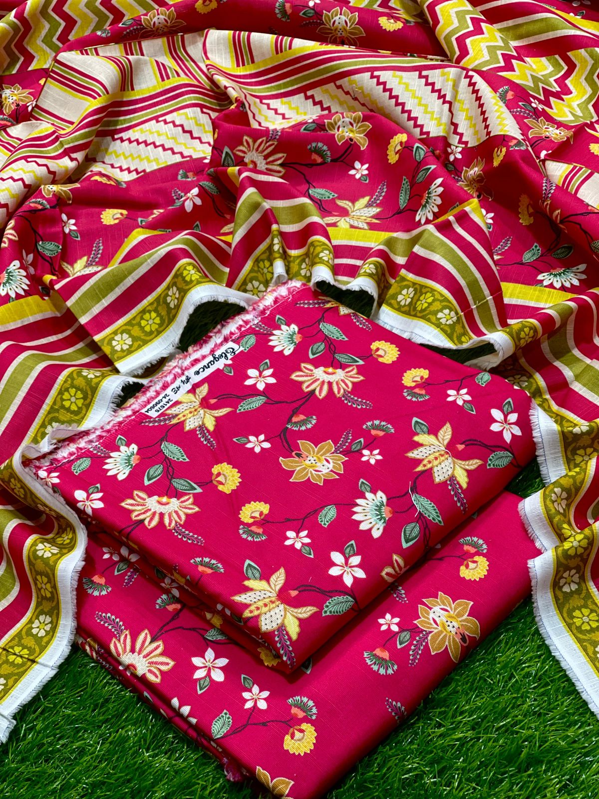 Elegance Khaddar 3Piece D-011