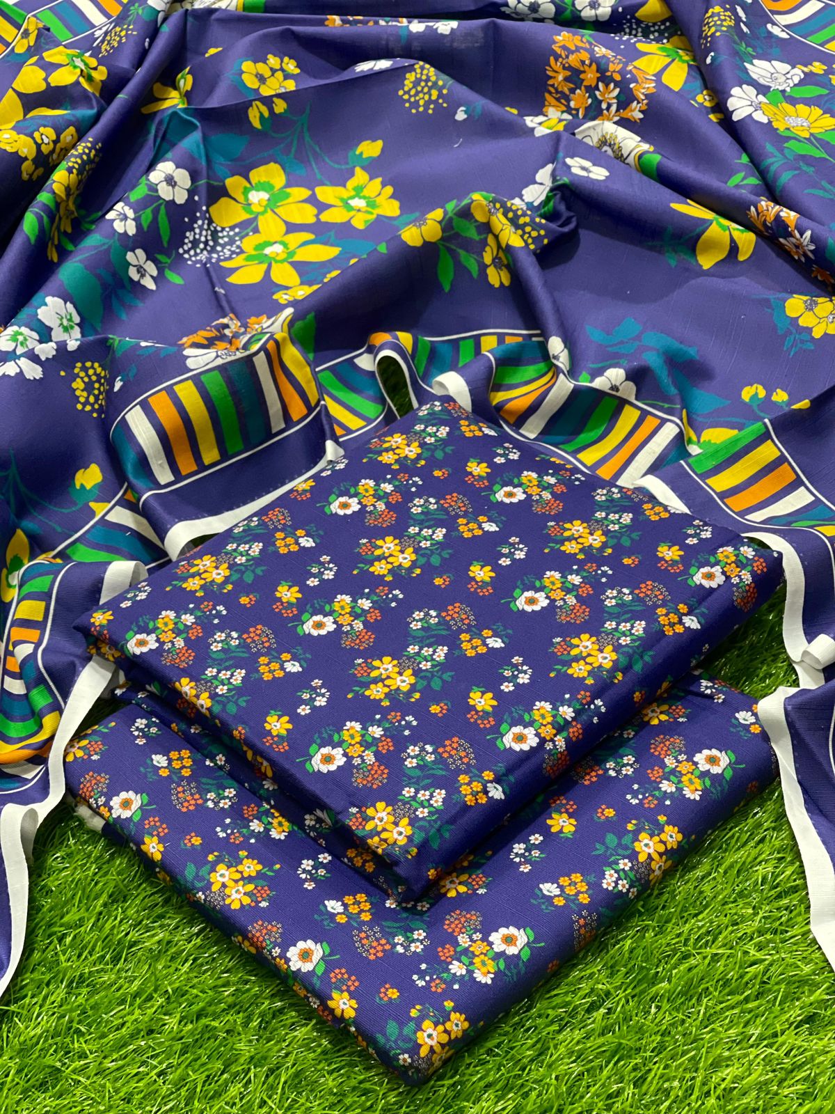 Elegance Khaddar 3Piece D-008