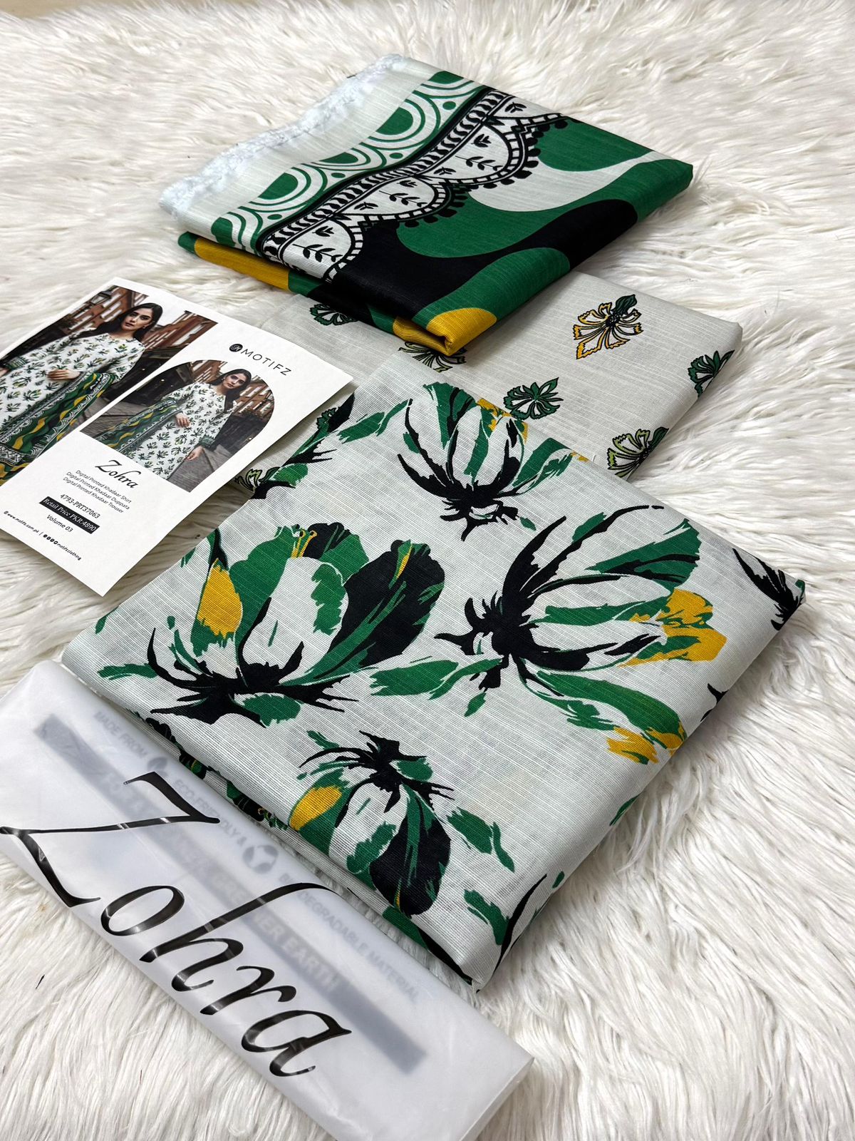 Zohra Khaddar 3Piece D-009