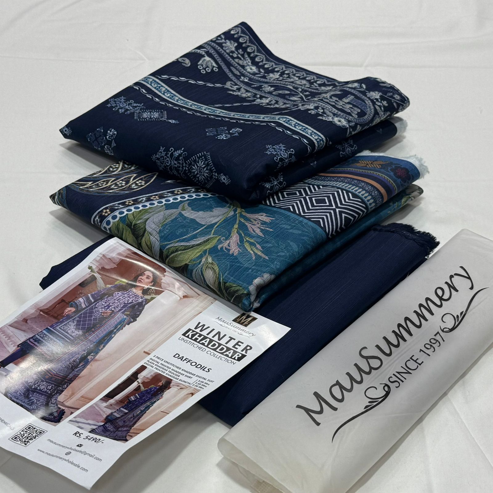 Mausummery Khaddar 3Piece D-011