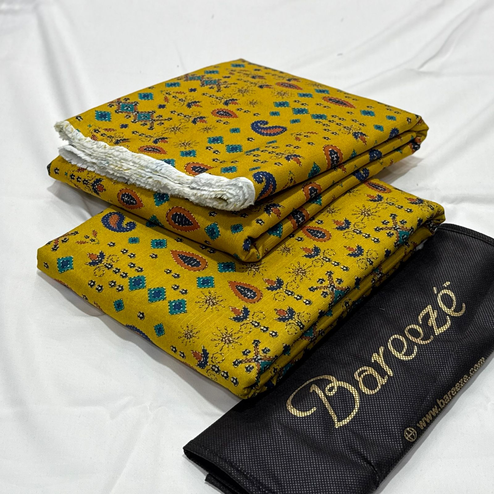 Bareeze Khaddar Unstitched 2Piece D-040