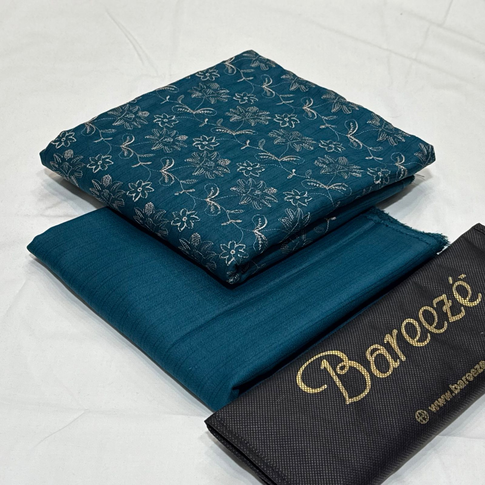 Bareeze Dhanak Embroidered 2Piece D-002