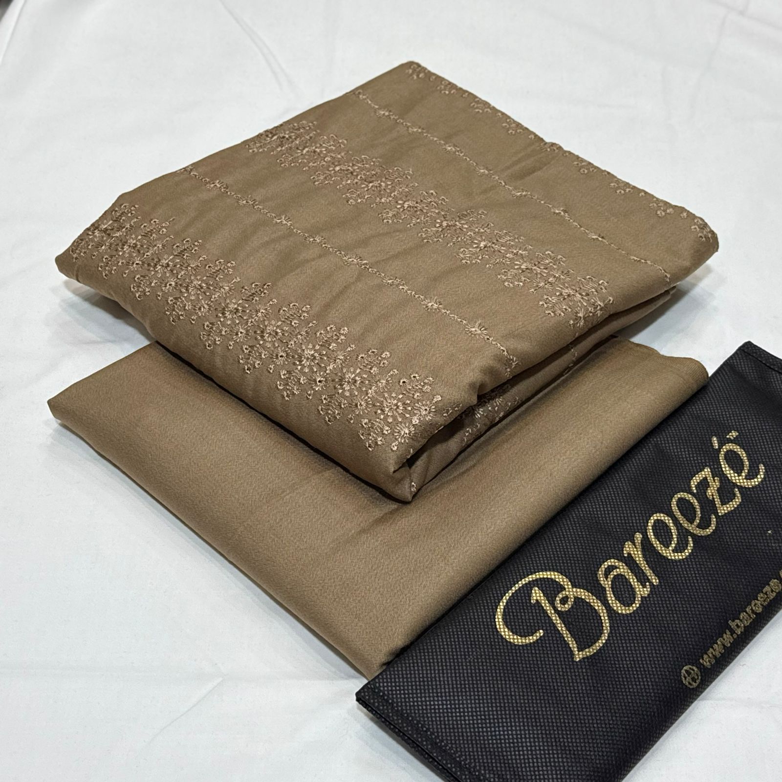 Bareeze Dhanak Embroidered 2Piece D-005